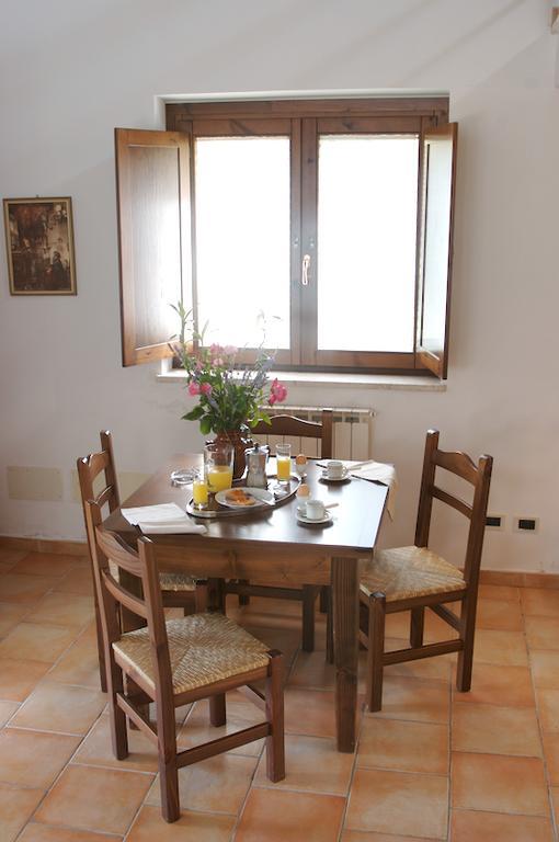 Agriturismo Collepina Amelia Oda fotoğraf